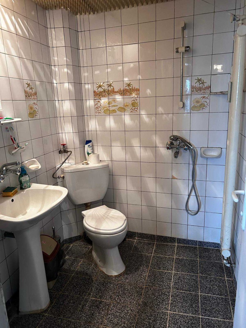 Продава 2-СТАЕН, гр. Шумен, Херсон, снимка 9 - Апартаменти - 52753485