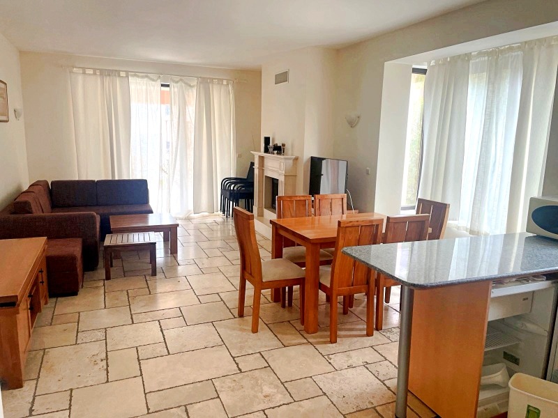 Продава 3-СТАЕН, с. Топола, област Добрич, снимка 2 - Апартаменти - 52625572