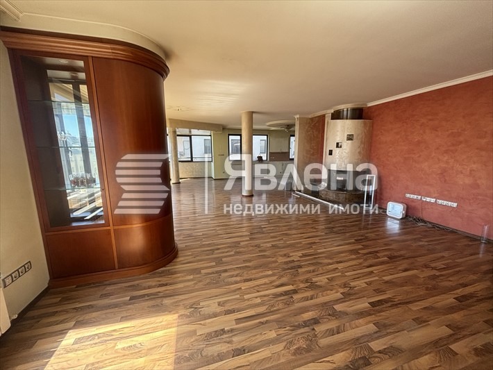 Продава МНОГОСТАЕН, гр. София, Лозенец, снимка 2 - Апартаменти - 54416249