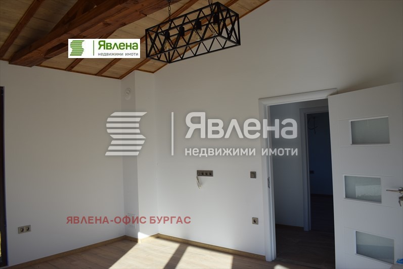 Продава КЪЩА, с. Велика, област Бургас, снимка 12 - Къщи - 48985015