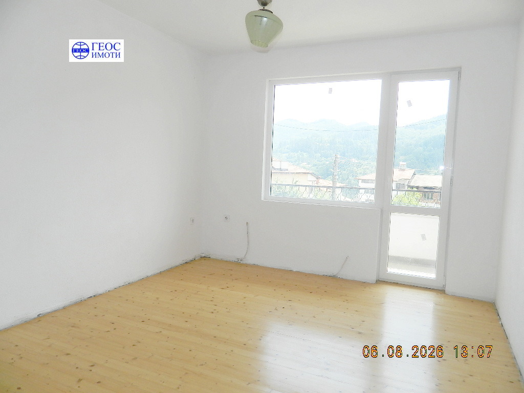 Продава ЕТАЖ ОТ КЪЩА, гр. Смолян, Горно Райково, снимка 3 - Етаж от къща - 55846596