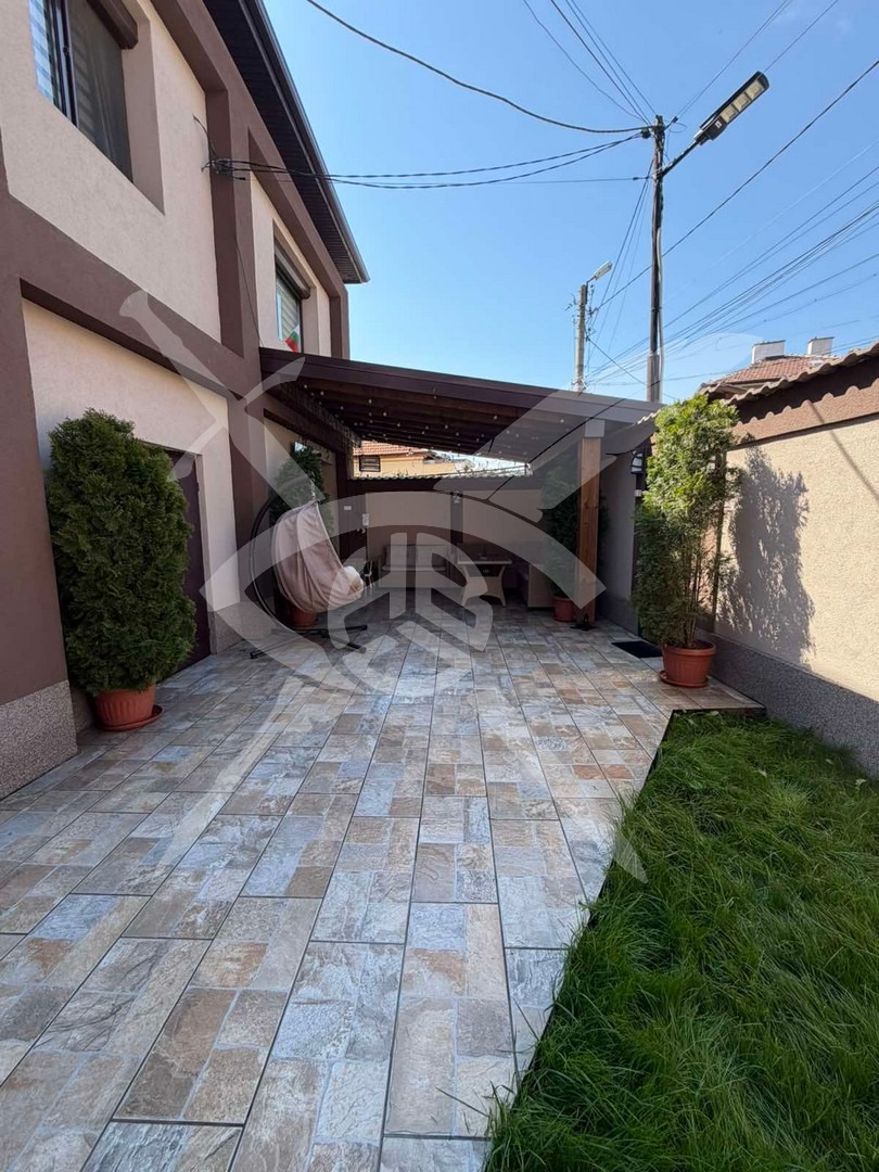 Продава КЪЩА, гр. Перник, Клепало, снимка 16 - Къщи - 54703664
