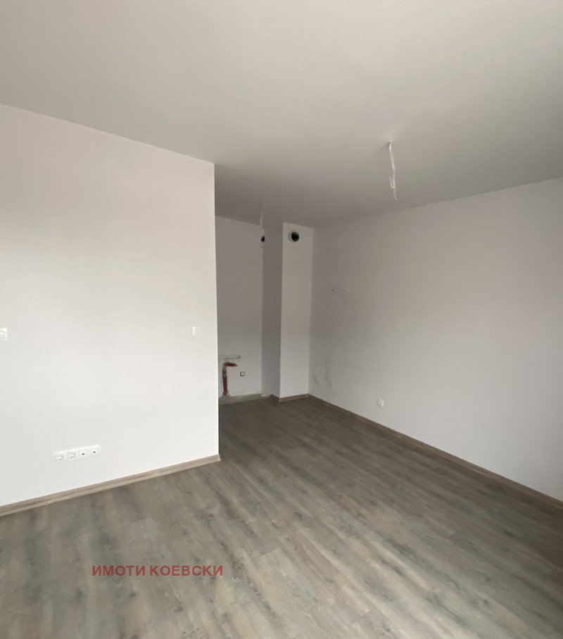 Te koop  1 slaapkamer Sofia , Zona B-19 , 94 m² | 17794278