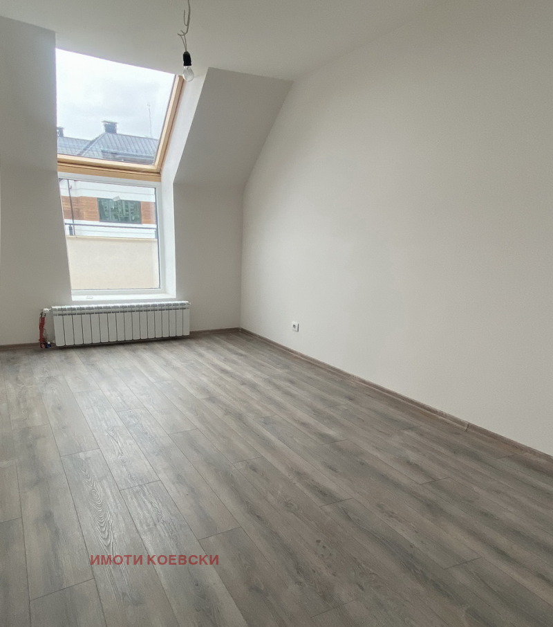 Te koop  1 slaapkamer Sofia , Zona B-19 , 94 m² | 17794278 - afbeelding [3]