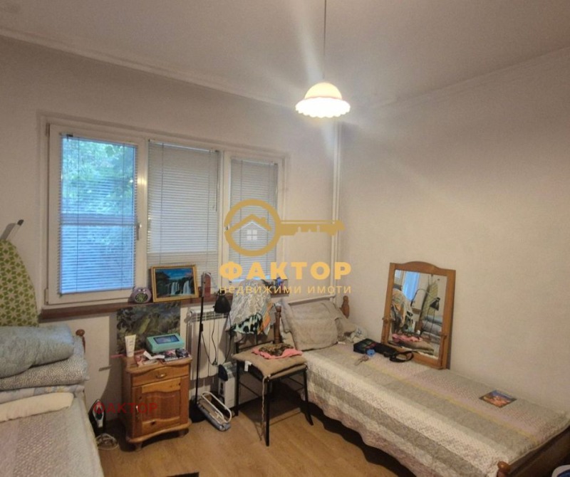 De vânzare  1 dormitor Plovdiv , Cârșiiaca , 70 mp | 64513302 - imagine [3]