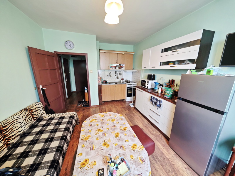 Продава 2-СТАЕН, гр. София, Захарна фабрика