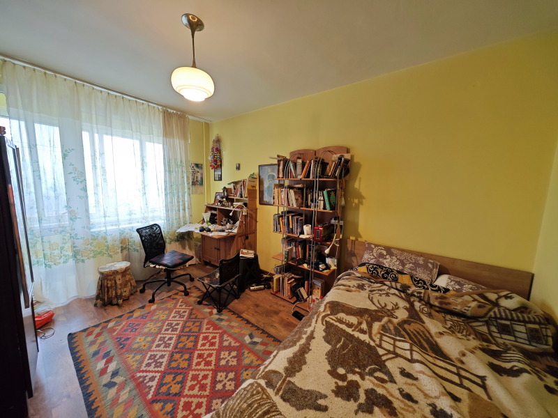 Продава 2-СТАЕН, гр. София, Захарна фабрика, снимка 2 - Апартаменти - 53258378