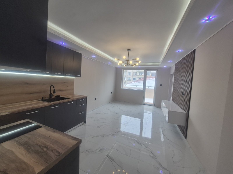 Продава 2-СТАЕН, гр. Плевен, Широк център, снимка 10 - Апартаменти - 53378740