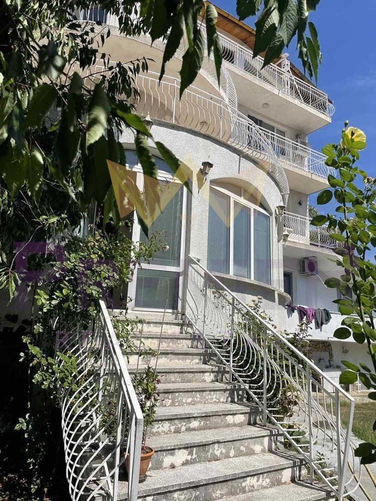 Продава 4-СТАЕН, гр. Варна, Галата, снимка 3 - Апартаменти - 53279122