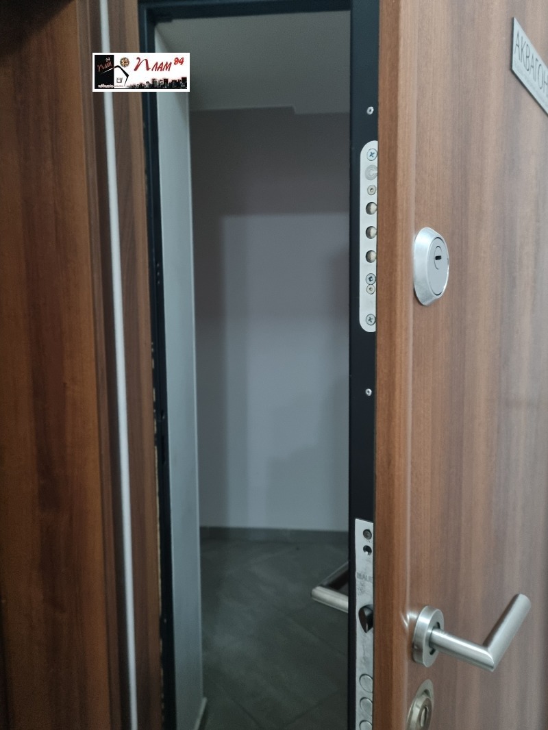 Na prodej  Kancelář Varna , Levski 2 , 79 m2 | 92165550 - obraz [2]