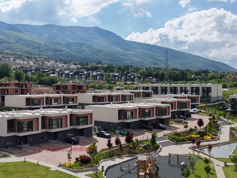 In vendita  Casa Sofia , v.z.Malinova dolina , 536 mq | 47274193