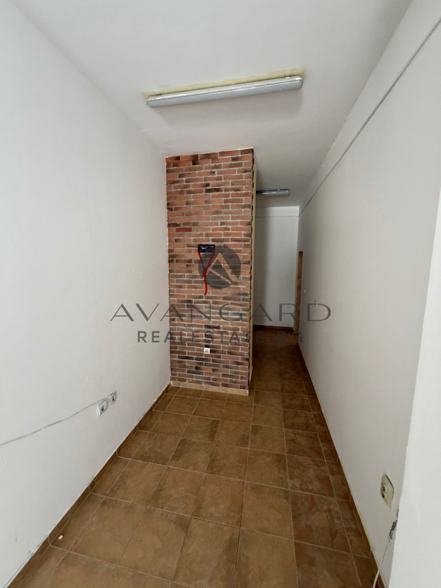 Продава ОФИС, гр. Пловдив, Център, снимка 3 - Офиси - 54680456