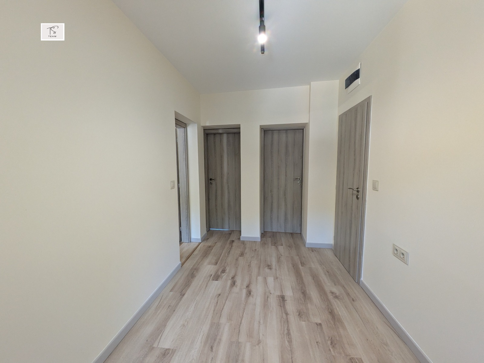 Продава КЪЩА, с. Студена, област Перник, снимка 9 - Къщи - 56078624