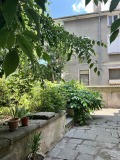 Продава ЕТАЖ ОТ КЪЩА, гр. Бургас, Център, снимка 2