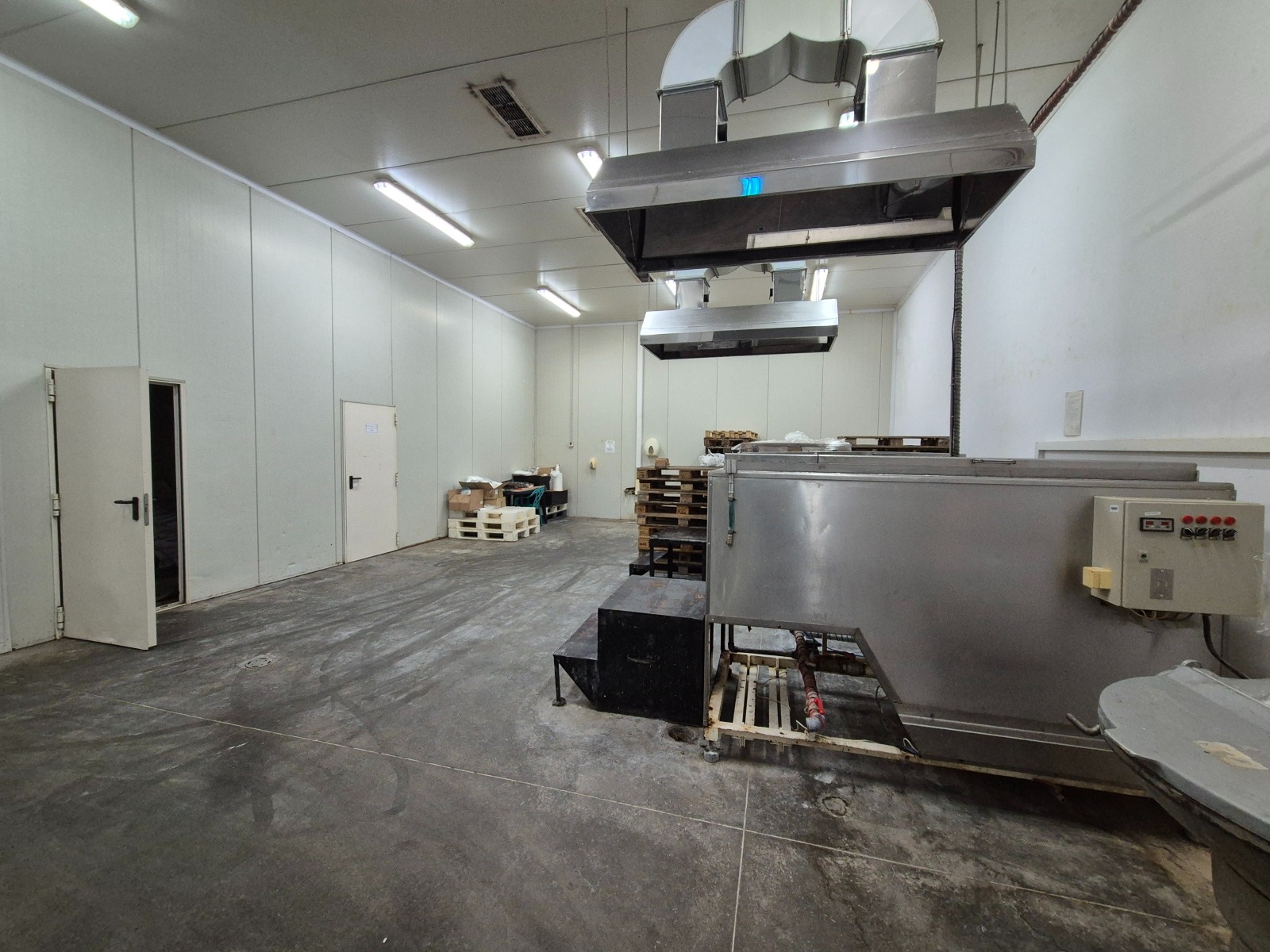 Продава ПРОМ. ПОМЕЩЕНИЕ | Imot.bg — изображение 10