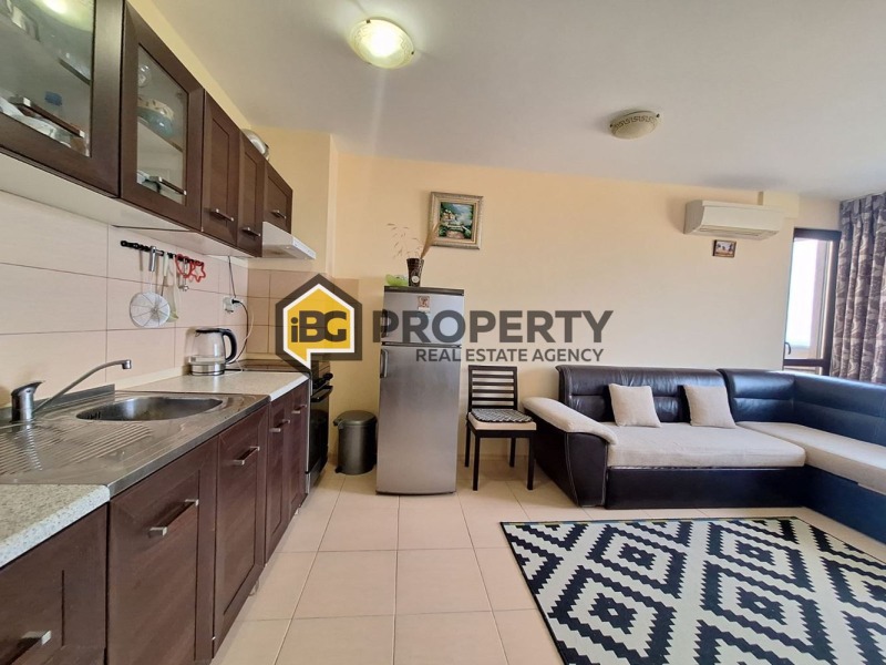Продава  2-стаен област Варна , гр. Бяла , 70 кв.м | 67832800 - изображение [3]