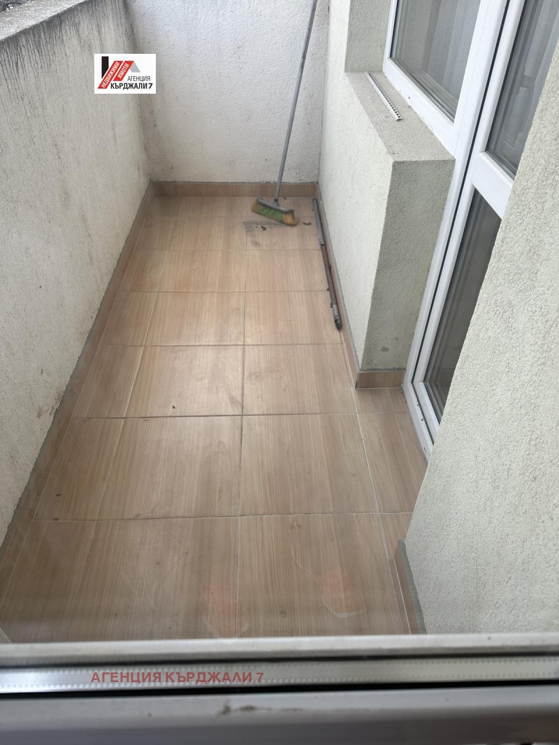 Продава 2-СТАЕН, гр. Кърджали, Възрожденци, снимка 8 - Апартаменти - 52717651