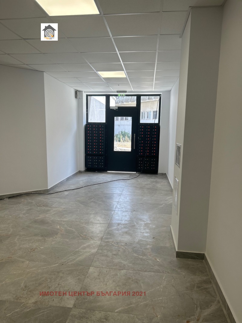 Продава 2-СТАЕН, гр. София, Полигона, снимка 2 - Апартаменти - 53339183