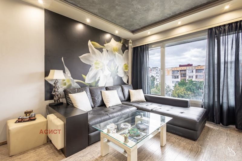 À venda  2 quartos Sofia , Liulin 3 , 88 m² | 24774465