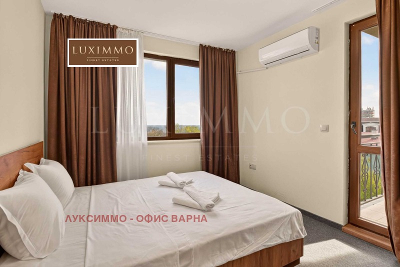 Продава 3-СТАЕН, гр. Варна, к.к. Св.Св. Константин и Елена, снимка 9 - Апартаменти - 52630297