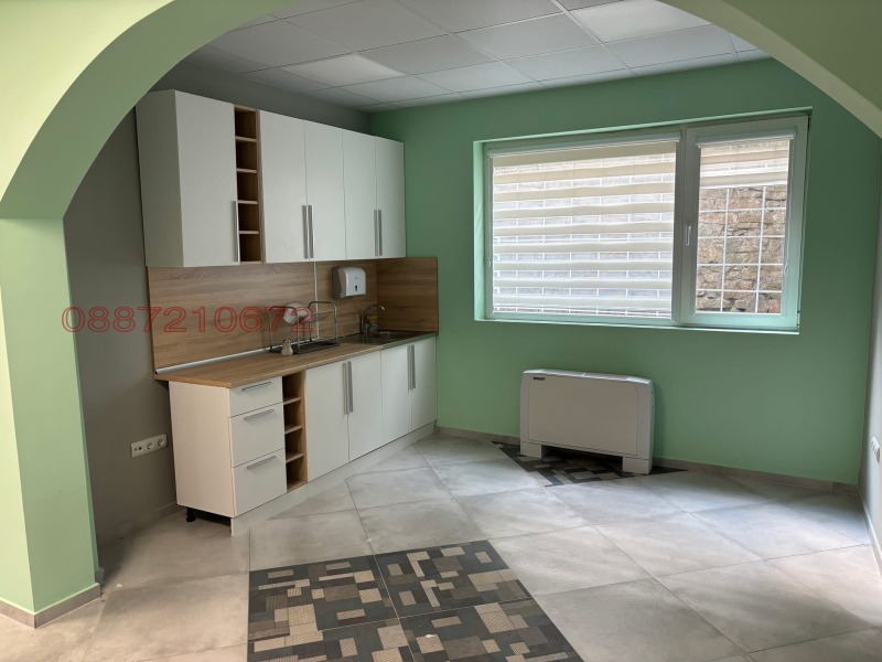 Продава ОФИС, гр. Велико Търново, Център, снимка 3 - Офиси - 53491181