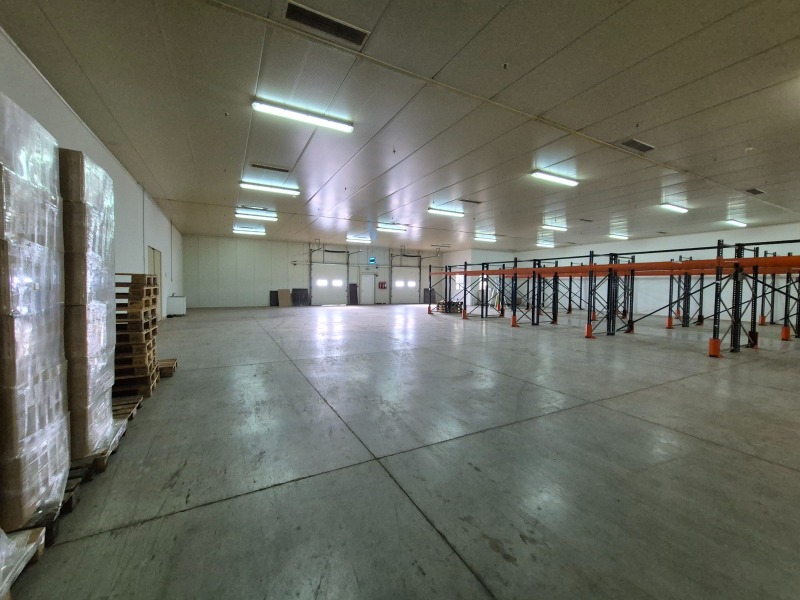 De vânzare  Cladire industriala Velico Târnovo , Promișlena zona - Zapad , 4233 mp | 86064768 - imagine [7]