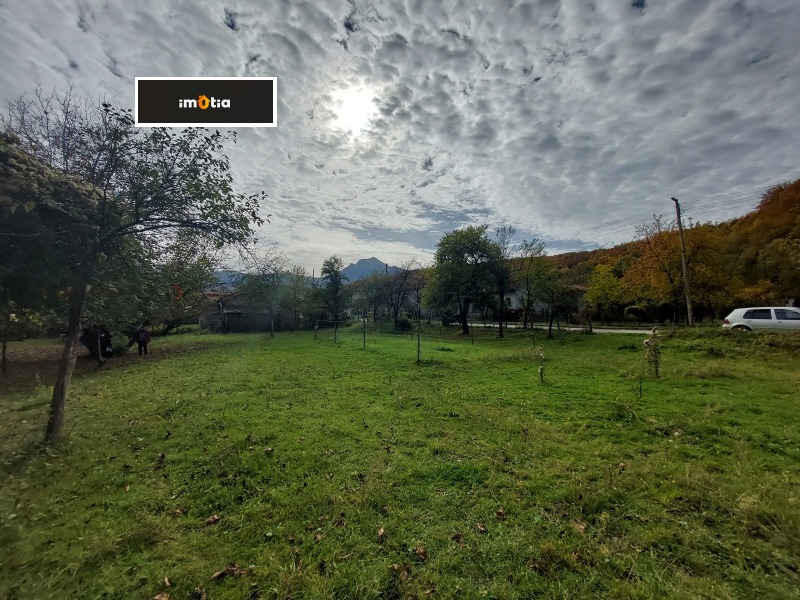 Продава ПАРЦЕЛ, гр. Троян, област Ловеч, снимка 2 - Парцели - 53094267