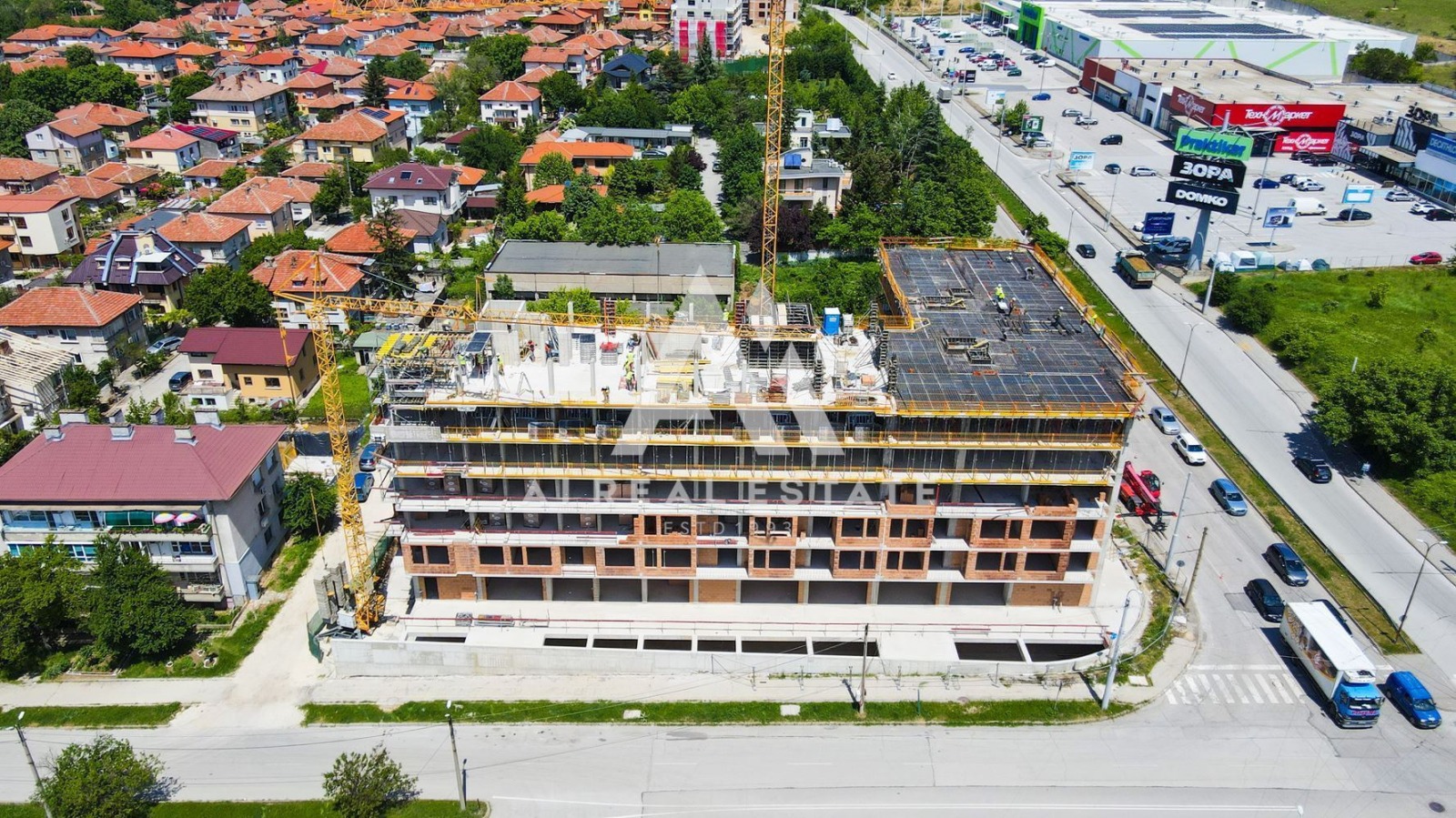 Продава МНОГОСТАЕН, гр. Плевен, Широк център, снимка 5 - Апартаменти - 54331004