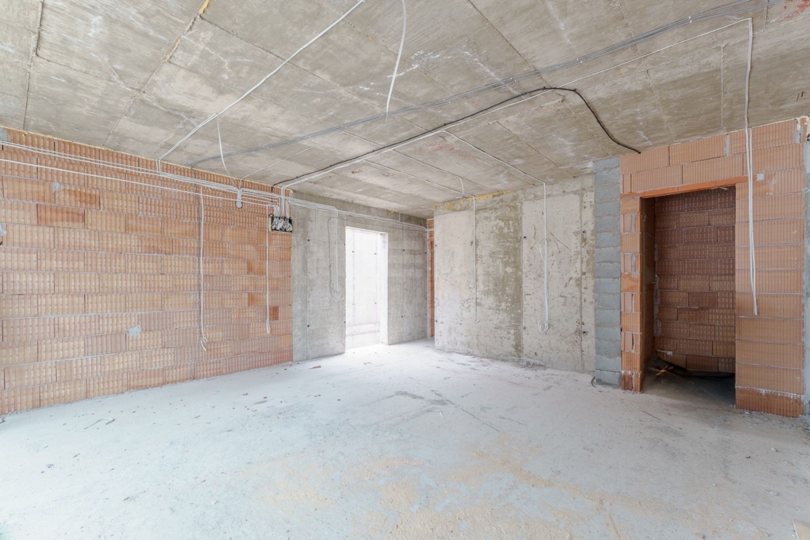 Продава КЪЩА, гр. София, м-т Детски град, снимка 2 - Къщи - 53603556