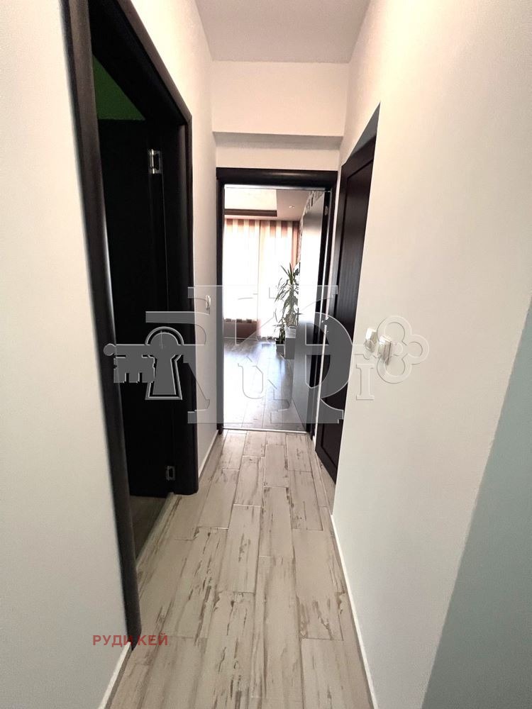 De vânzare  1 dormitor Varna , Vâzrajdane 1 , 95 mp | 45349831 - imagine [9]