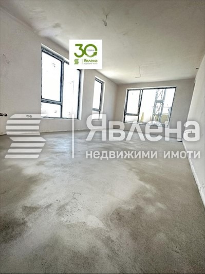 À venda  2 quartos Varna , Vazrajdane 1 , 90 m² | 98562130