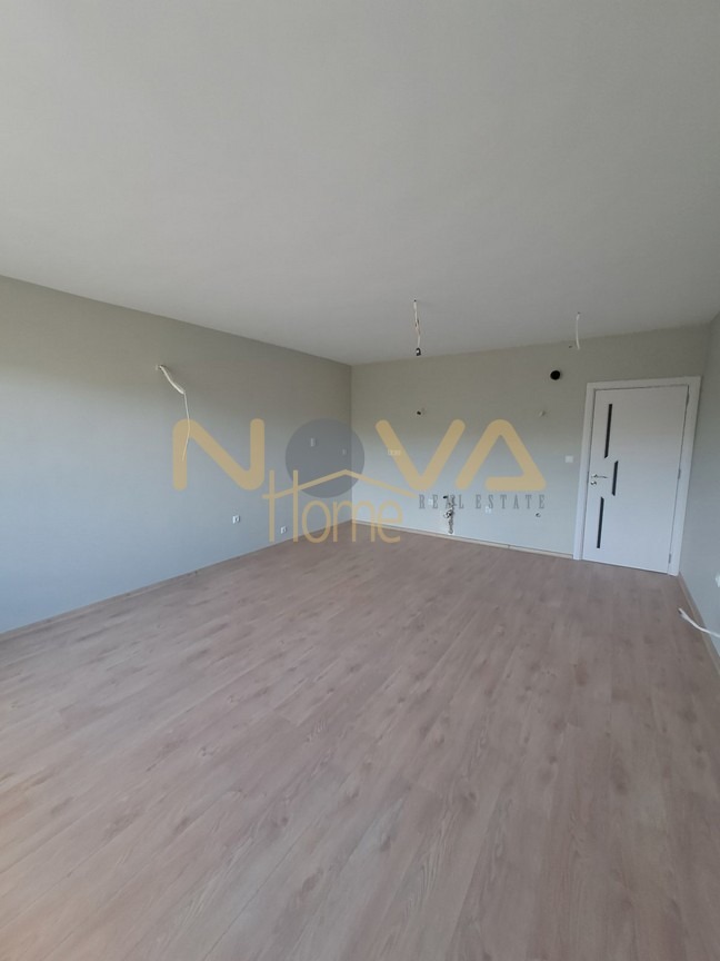 Продава 3-СТАЕН, гр. Варна, Централна поща, снимка 2 - Апартаменти - 50273020
