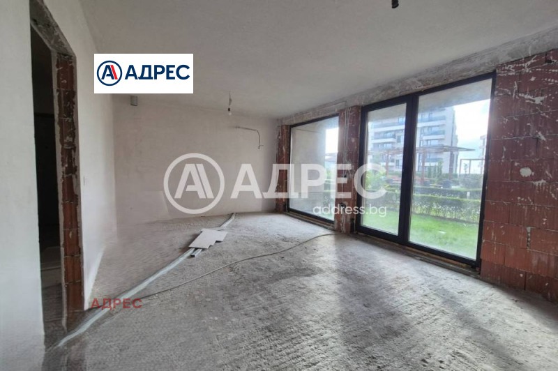 Продава МНОГОСТАЕН, гр. Варна, к.к. Св.Св. Константин и Елена, снимка 4 - Апартаменти - 52690420