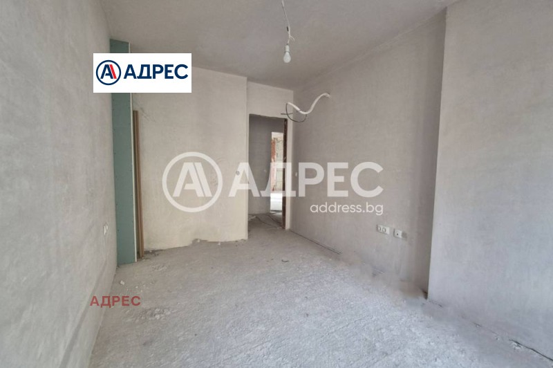 Продава МНОГОСТАЕН, гр. Варна, к.к. Св.Св. Константин и Елена, снимка 9 - Апартаменти - 52690420