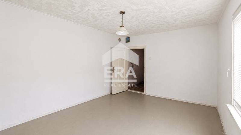 Продава КЪЩА, гр. Търговище, Вароша, снимка 10 - Къщи - 55096186