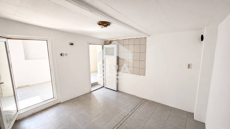Продава КЪЩА, гр. Търговище, Вароша, снимка 3 - Къщи - 55096186