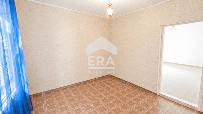 Продава КЪЩА, гр. Търговище, Вароша, снимка 6 - Къщи - 55096186