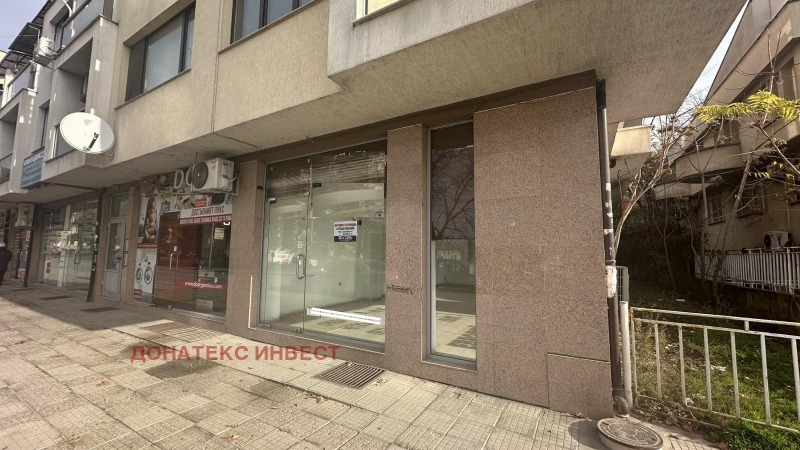Продава МАГАЗИН, гр. Карлово, област Пловдив, снимка 2 - Магазини - 52490163