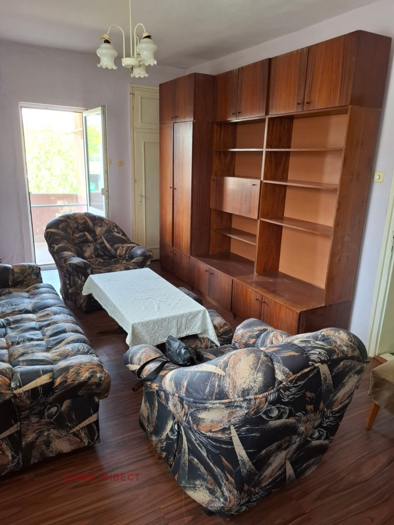 Na prodej  1 ložnice Dobrič , Družba 1 , 62 m2 | 63133377