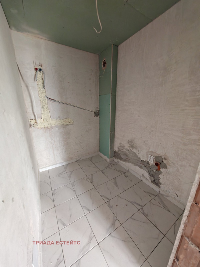 Продава МНОГОСТАЕН, гр. Бургас, област Бургас, снимка 14 - Апартаменти - 53286743