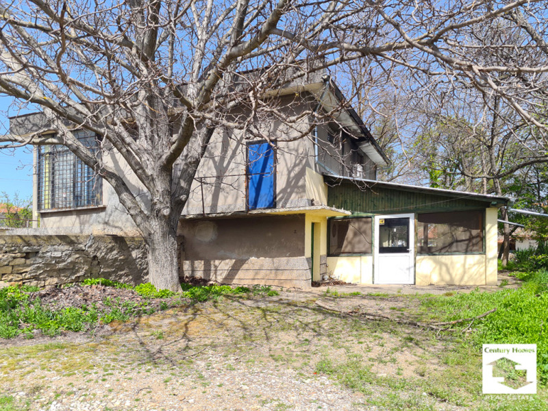 Продава МАГАЗИН в област Велико Търново, с. Полски Сеновец - 220 кв.м / 39 900 € » 78 037.62 лв., СЕНТЧЪРИ ХОУМС