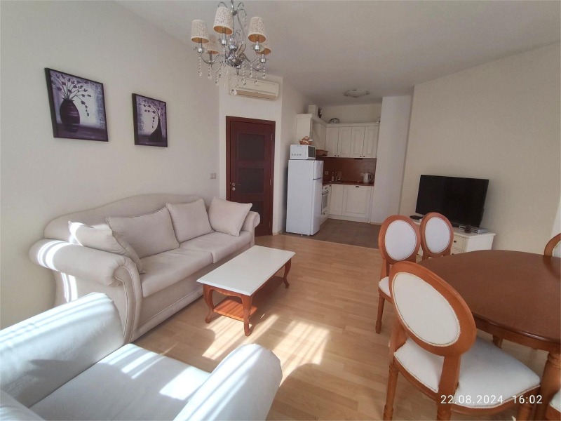 En venta  2 dormitorios Varna , k.k. Zlatni pyasatsi , 100 metros cuadrados | 43263553 - imagen [2]