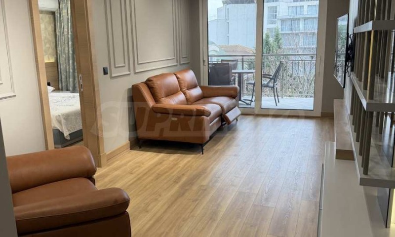 Продава МНОГОСТАЕН, гр. Свети Влас, област Бургас, снимка 3 - Апартаменти - 53130108