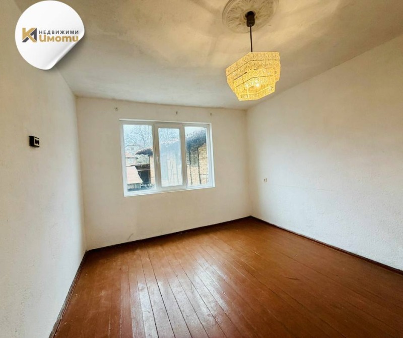 Продава ЕТАЖ ОТ КЪЩА, гр. Калофер, област Пловдив, снимка 5 - Етаж от къща - 52811854