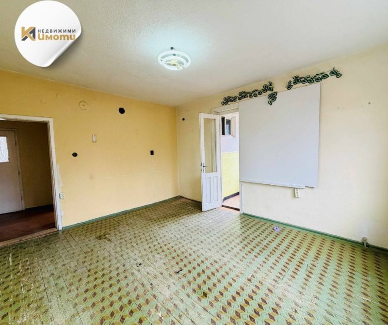 Продава ЕТАЖ ОТ КЪЩА, гр. Калофер, област Пловдив, снимка 7 - Етаж от къща - 52811854