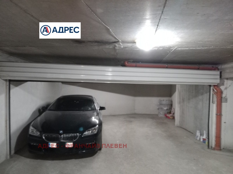Продава ГАРАЖ в град Плевен, Широк център - 19 кв.м / 26 000 € » 50 851.58 лв., АДРЕС - ФРАНЧАЙЗ ПЛЕВЕН