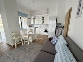 ����� ������� 3-�����,���� �����, �.�. ��.��. ���������� � �����