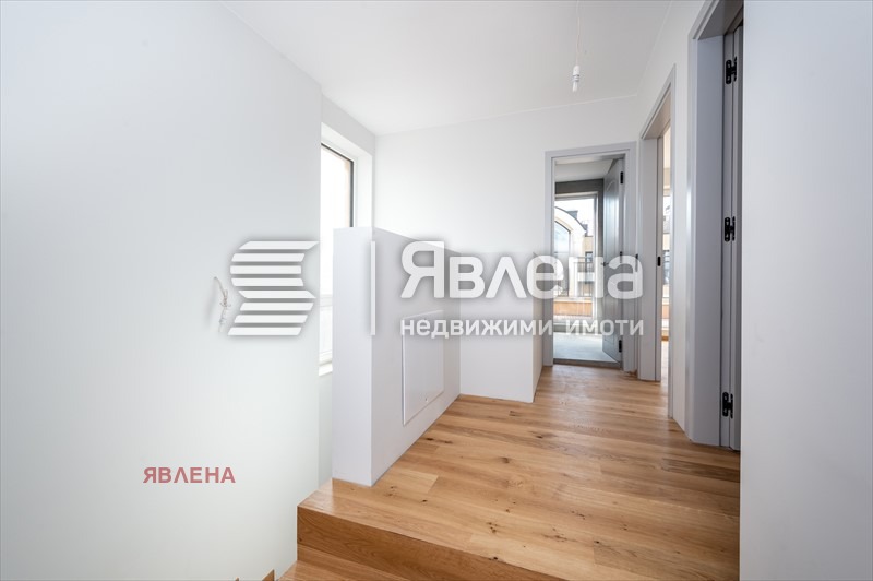 Na prodej  2 ložnice Sofia , Centar , 132 m2 | 26011619 - obraz [5]