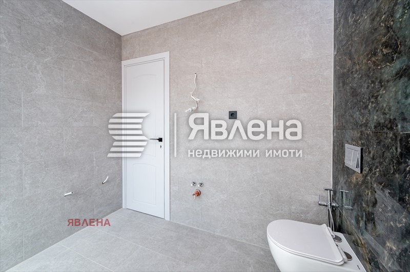Na prodej  2 ložnice Sofia , Centar , 132 m2 | 26011619 - obraz [10]