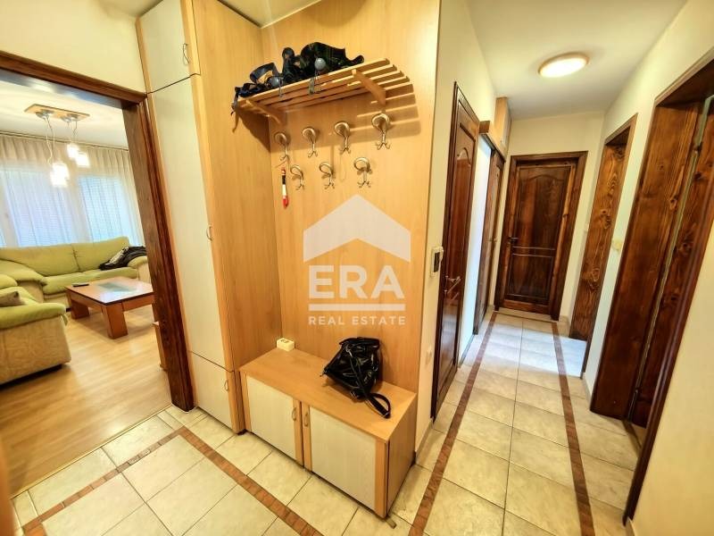 Продава 3-СТАЕН, гр. Велико Търново, Център, снимка 8 - Апартаменти - 53087810